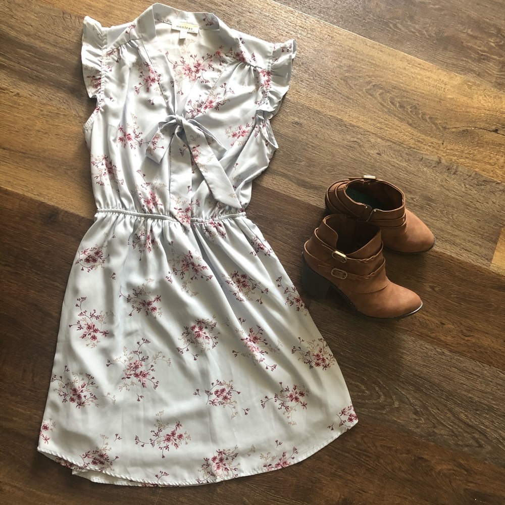 Periwinkle blue dress with flowers- sz M